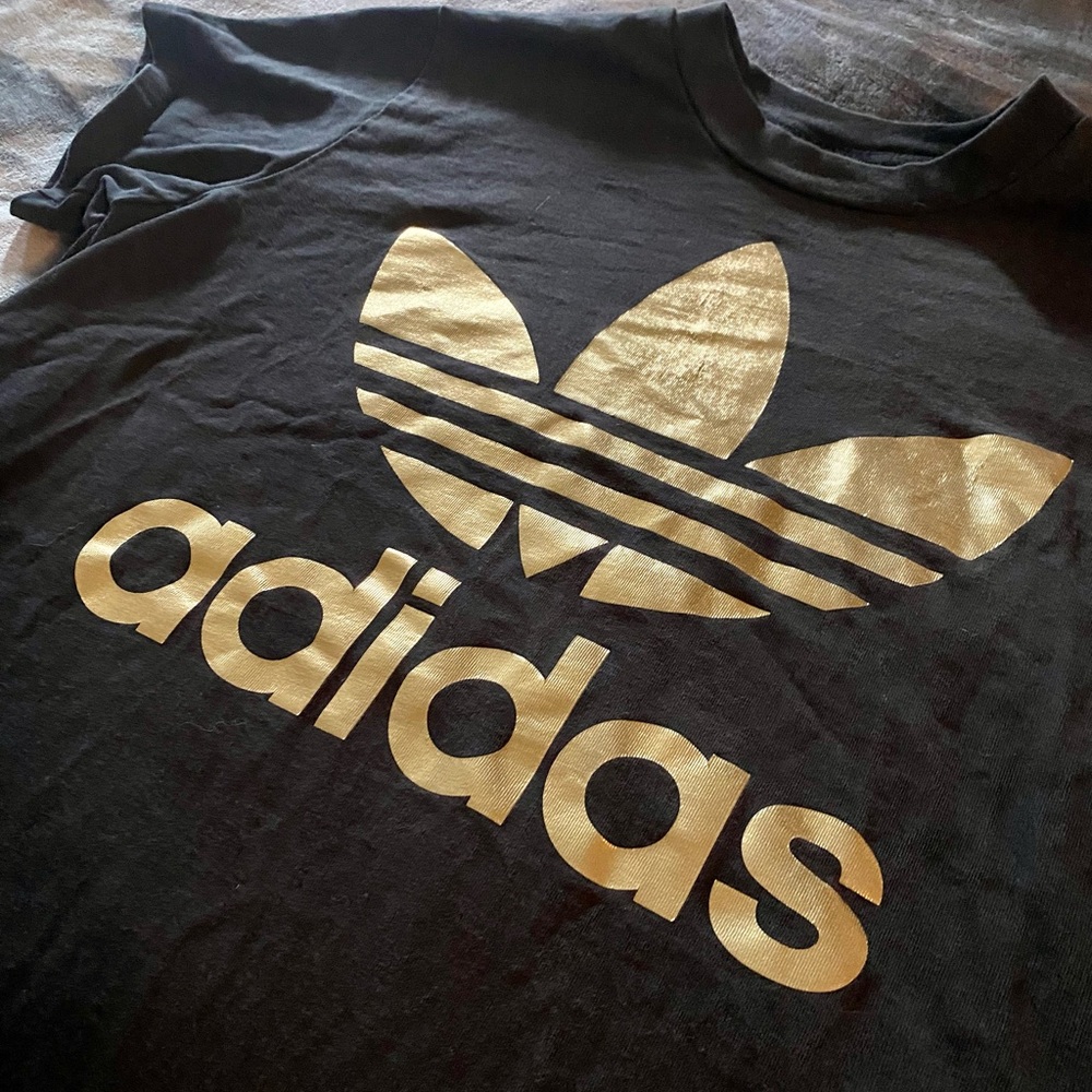 Adidas oversized crop